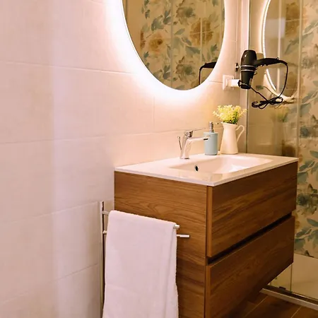 Piazza Mazzini Dolce Apartment